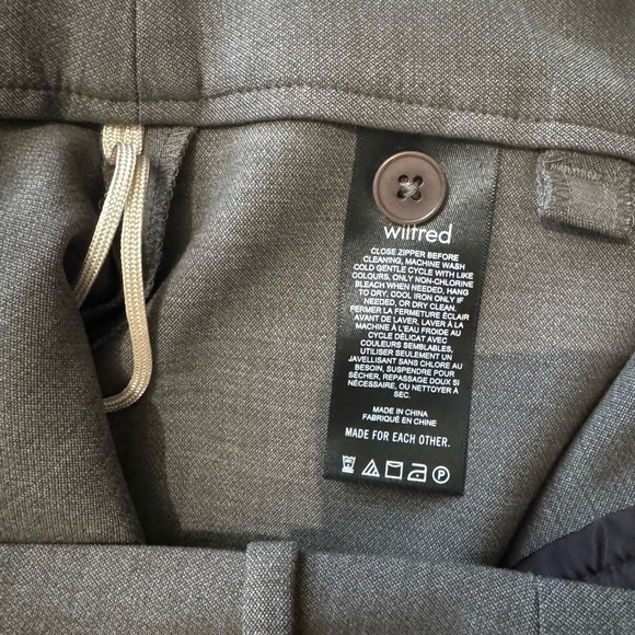 Aritzia-Wilfred pants - Picture 4 of 6